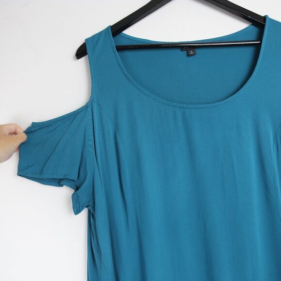 Torrid Mini Challis Turquoise Cold Shoulder Handkerchief Hem Date Night Dress 3X - Picture 5 of 10